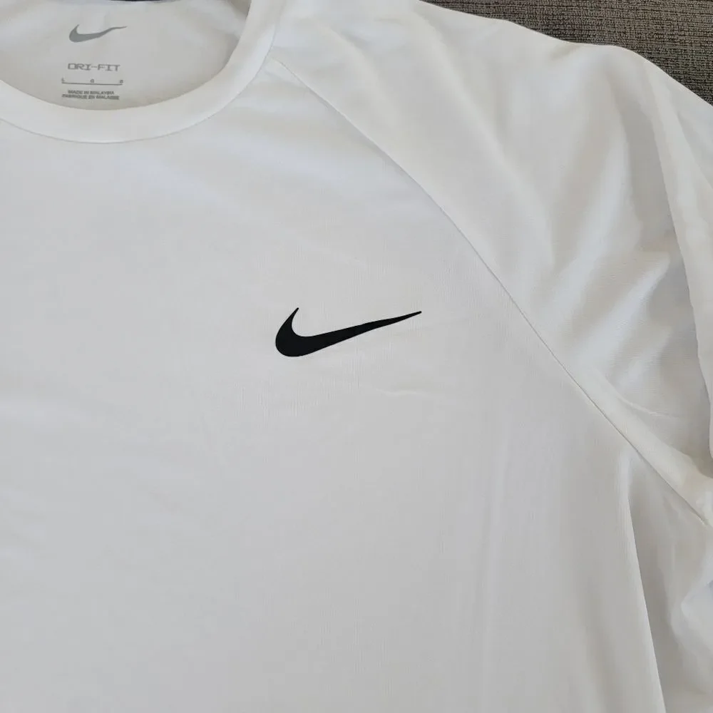 Nike Men's Dri-FIT UPF 40+ Hydro Guard Swim White Tee Shirt Size medium